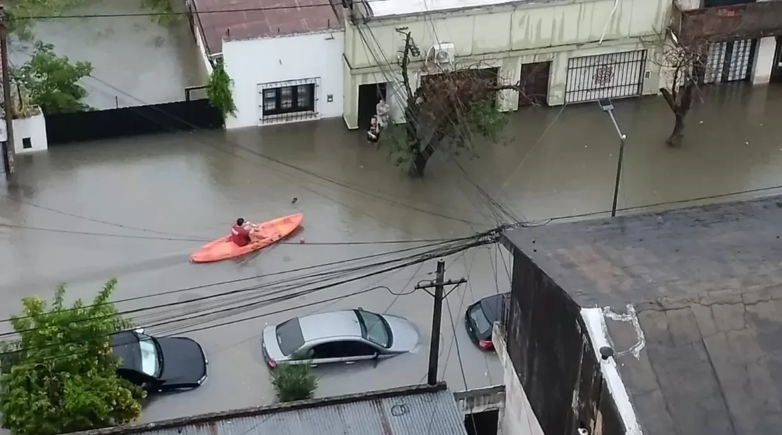 Fuerte Temporal En Corrientes