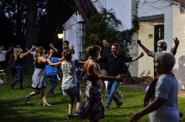 Se Viene Una Gran PeÑa Folklorica Este Domingo