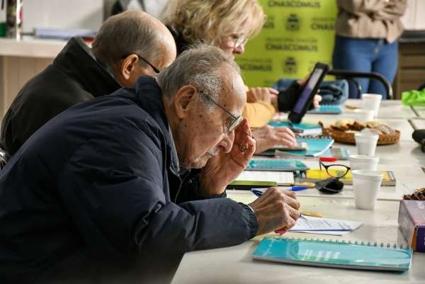 CapacitaciÓn En Herramientas TecnolÓgicas Para Adultos Mayores