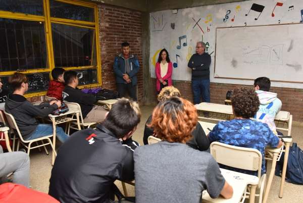 Estudiantes De La Escuela Industrial Realizan PrÁcticas Profesionalizantes En La Municipalidad