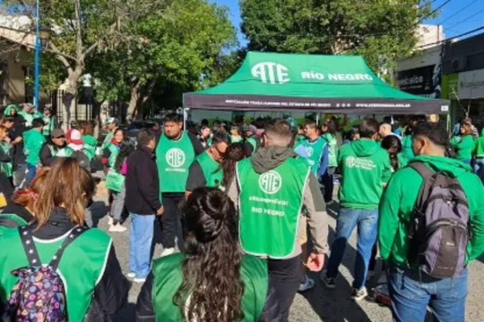 Ate Anunció Un Paro De 24 Horas