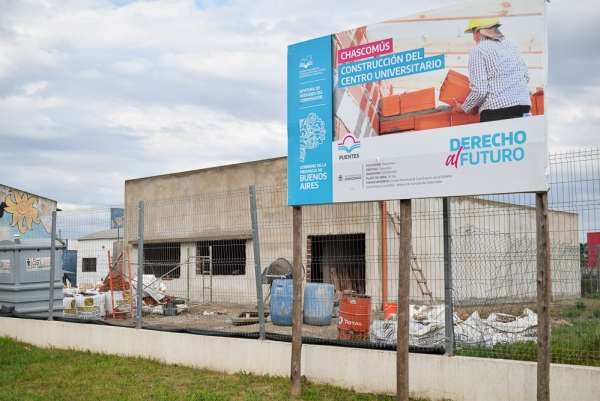 Charla Informativa Sobre Nuevas Carreras En El Centro Universitario De ChascomÚs