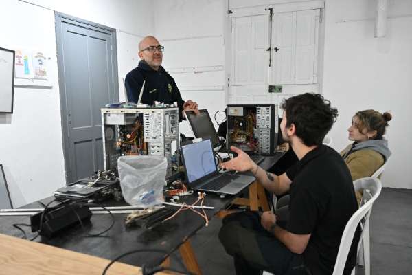 La Municipalidad Trabaja En La RecuperaciÓn De CÁmaras De Seguridad DaÑadas Para Su ReutilizaciÓn