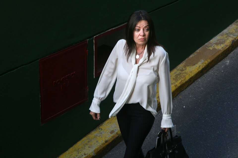 Pettovello Cada Vez Más Complicada