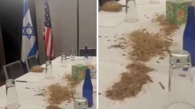 Arrojaron Gusanos Sobre La Mesa Del Ministro Israelí Benjamin Netanyahu
