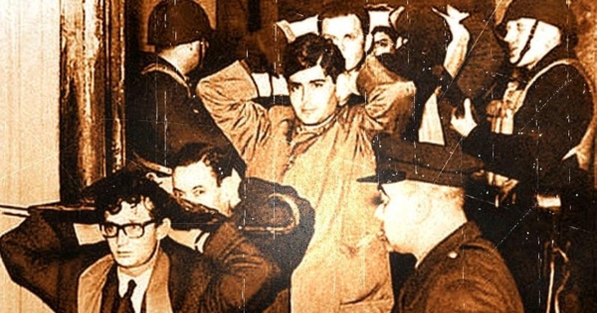 Hoy En La Historia: Se Desató Noche De Los Bastones Largos En Argentina 66a7a96765071.jpeg