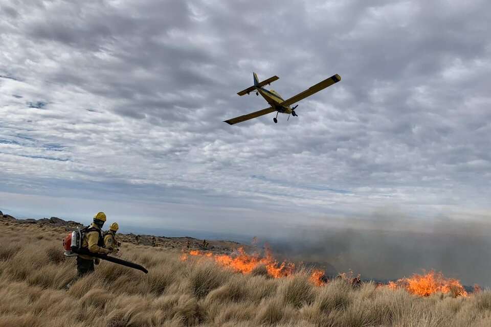 Incendio En El Cerro Champaquí