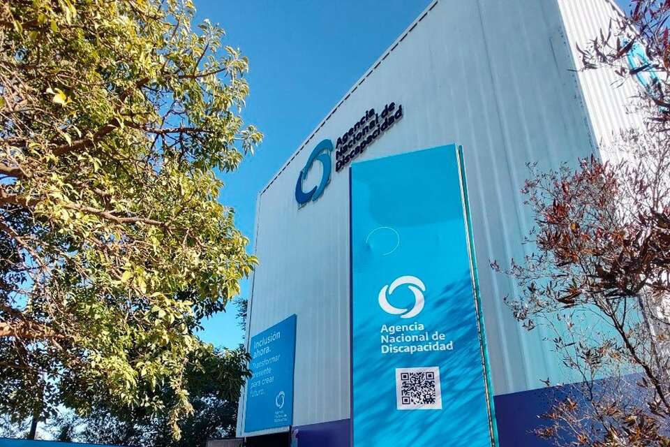 Denuncian Gastos Millonarios