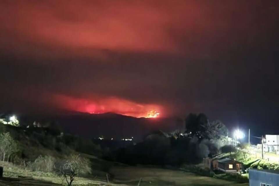 Impresionante Incendio Forestal En Tafí Del Valle
