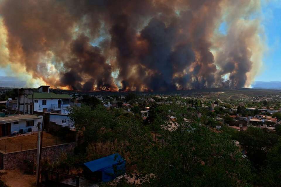 Córdoba Bajo Llamas