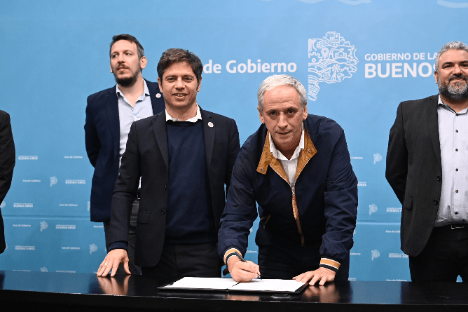 Equipamiento Vial Y De Salud