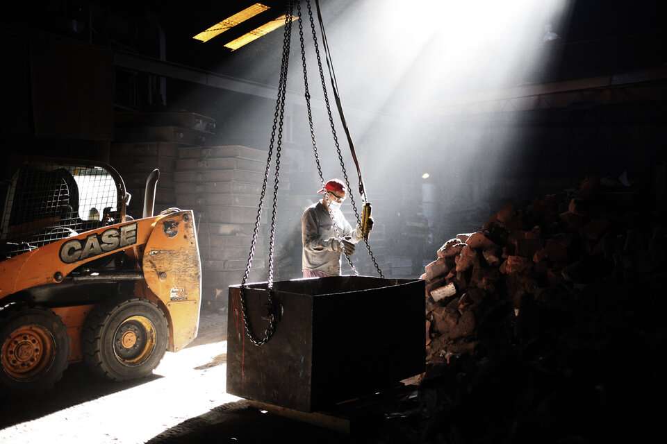 La Caída Del Empleo No Se Frena