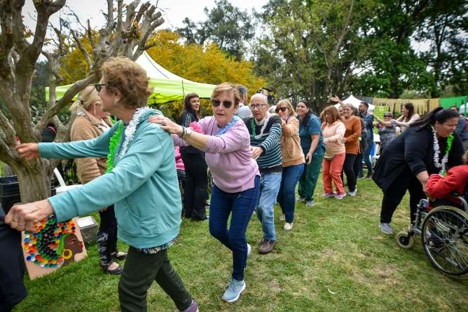 La Vida Es Una Fiesta