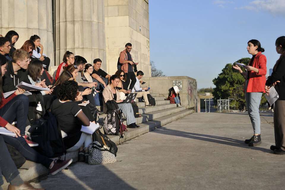 Docentes En El Primer Día Del Paro De 48 Horas