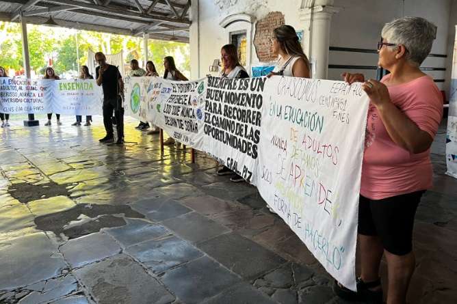Levantamos Nuestra Bandera Y Amasamos La Historia