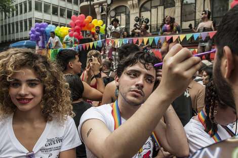 Una Multitud Participó De La Marcha Del Orgullo
