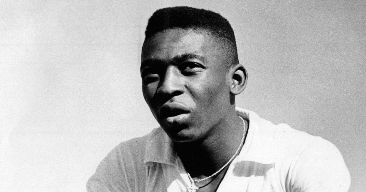 Hoy En La Historia: Muere Pelé, Leyenda Del Fútbol Mundial 67715eea85075.gif