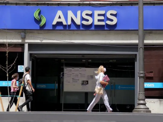 Jubilaciones Y La Auh