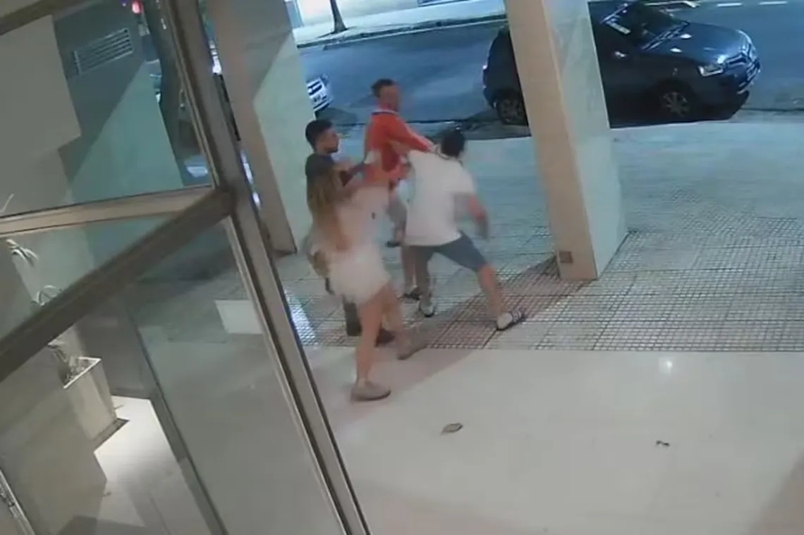 O Desfiguraron A Golpes