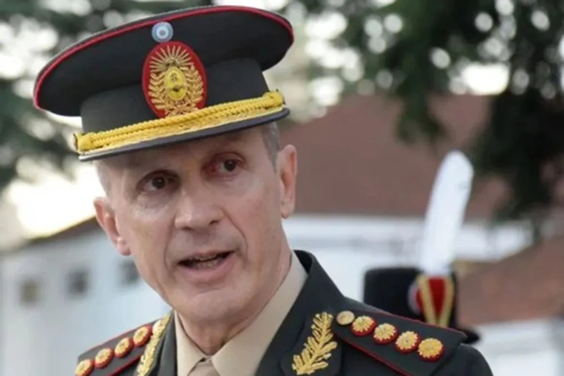 Teniente General Claudio Pasqualin