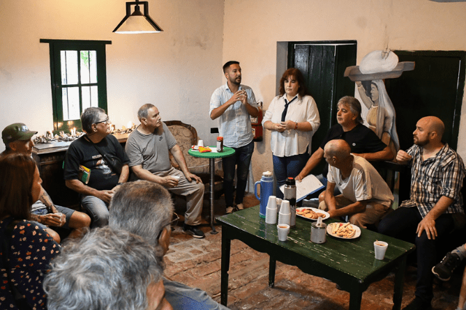 Vecinos Que Participaron De La Gesta De Malvinas
