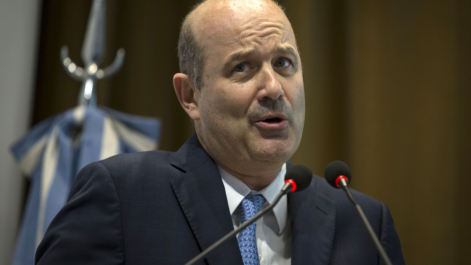 Sturzenneger Recordó A Macri Con Poco Cariño: «me Usó De Chivo Expiatorio» 67901f9b4cbf2.jpeg