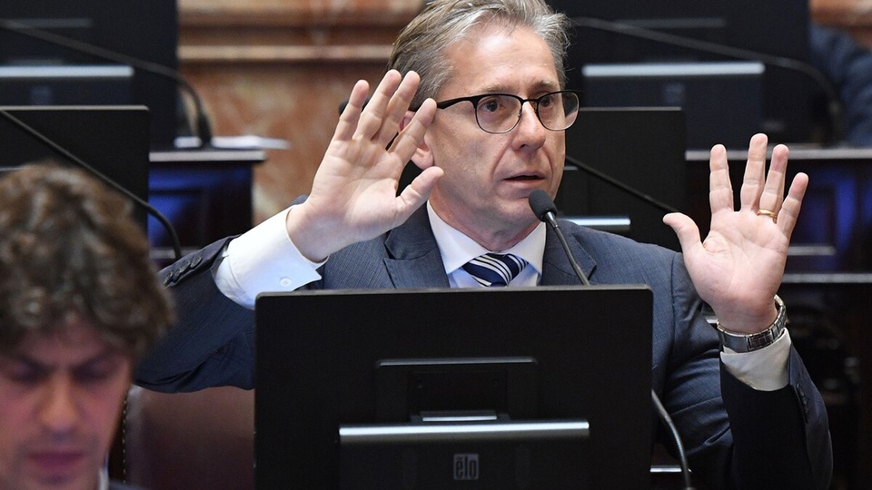 Eduardo Vischi, El Arrepentido: El Senador Correntino Pidió Investigar A Milei Y Después Se Desdijo Por Arte De Magia       67b7aca0a0d28.jpeg