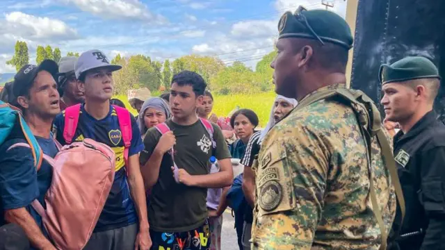 Los Migrantes Venezolanos Que Regresan A Su País Porque No Pudieron Entrar A Ee.uu. Y Ahora Están Varados En Panamá 67be44f6784d1.webp