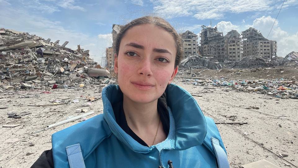 Plestia Alaqa, La Joven Periodista Palestina Reconocida Por La Bbc 67a3e8f7bb261.jpeg