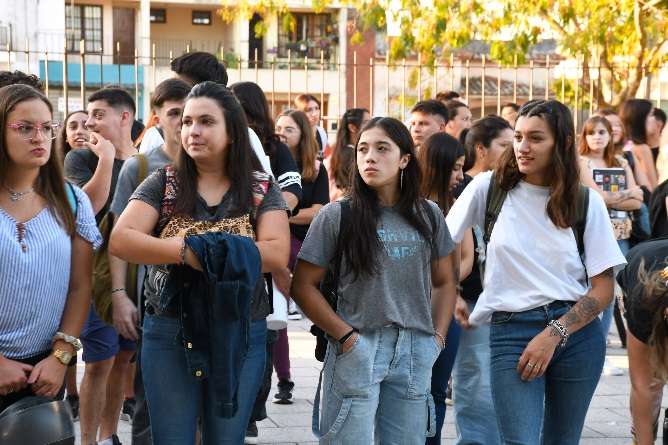 Inicio de clases inst 98