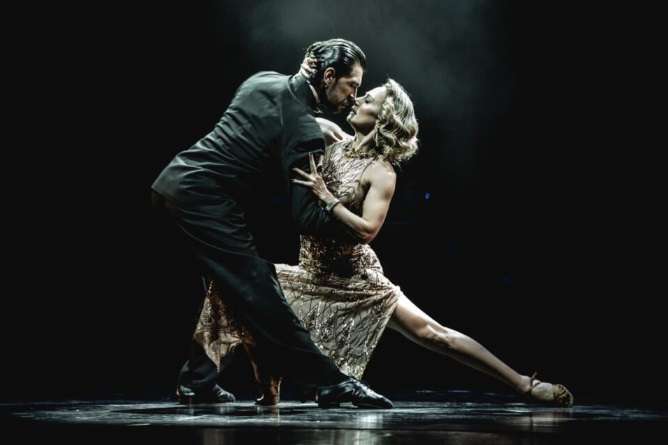 Andrea ghidone, tango