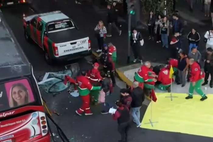 Chocaron dos colectivos en congreso
