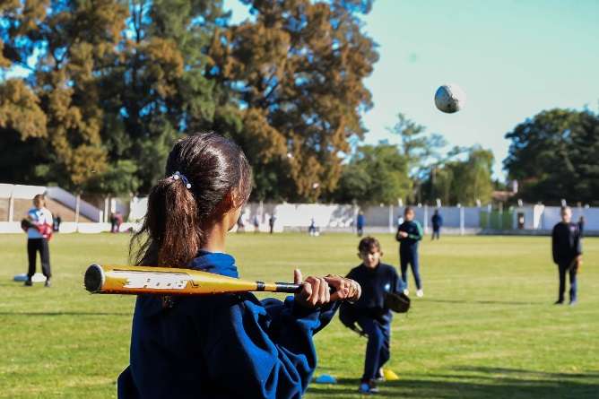 Intercolegial de sofbol
