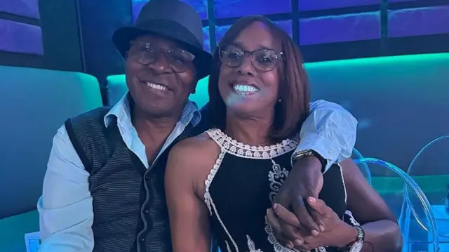 «es un milagro que estemos vivos… muchos de nuestros amigos se fueron»: la conmovedora historia de una pareja que fue rescatada de entre los escombros de la discoteca jet set de santo domingo 67fae9f5c898c.webp