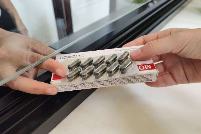 Medicamenttos e insumos