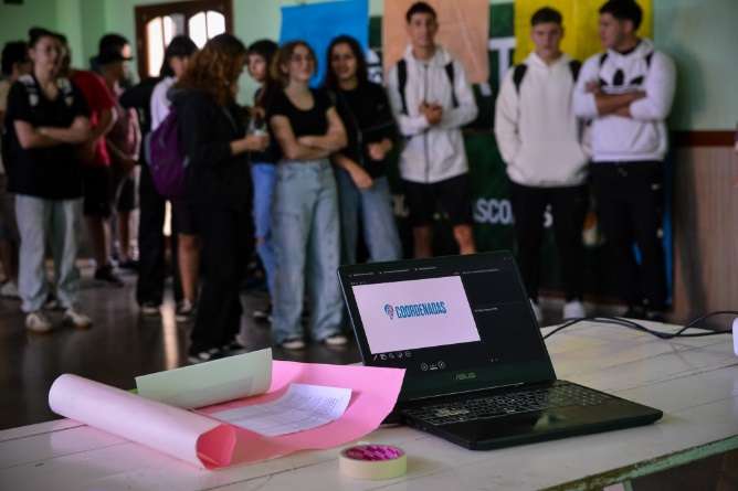 Vinculo de estudiantes sec con la univ