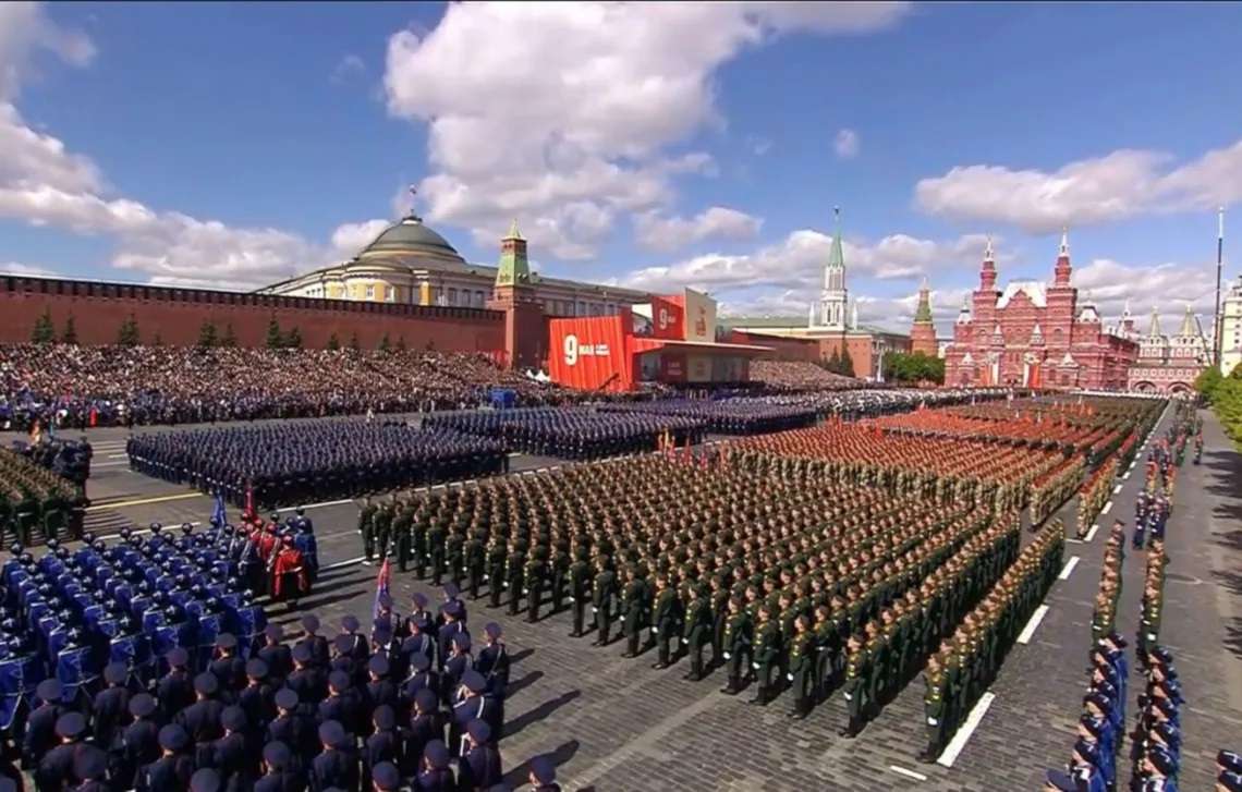 Desfile en rusia 80 aniv