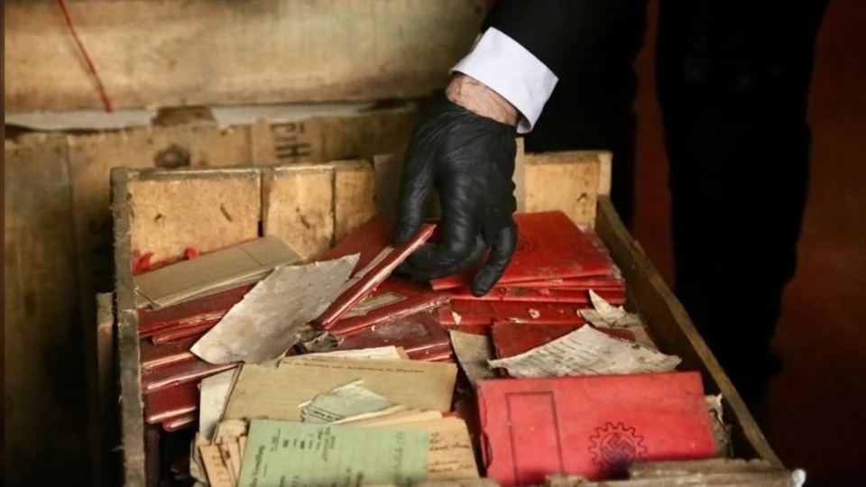 Hallan cajas con material nazi en el archivo de la corte suprema: habían llegado en 1941 682124a8cd0ef.jpeg