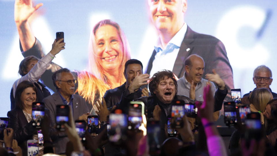 Tras ganarle a macri, desde la rosada hicieron estallar los teléfonos del pro: «que vengan los que quieran» 682bb0afa652e.jpeg