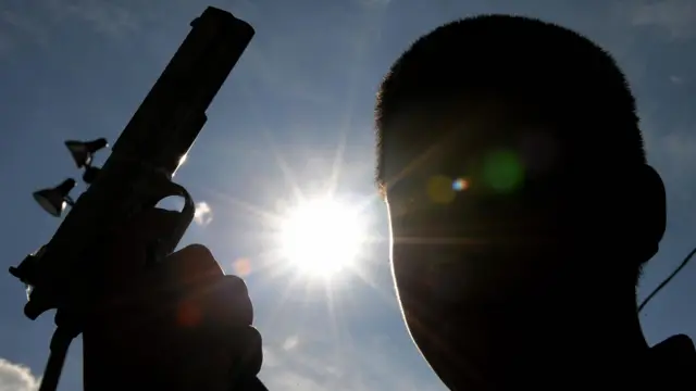 Atentado contra miguel uribe: los miles de menores que durante décadas han sido reclutados por grupos armados para matar en colombia 684761090abe8.webp