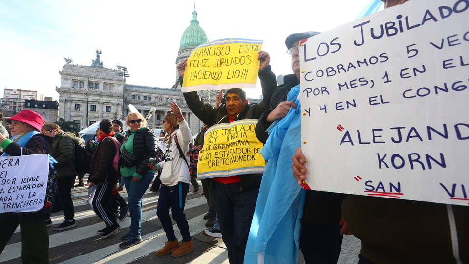 Jubilados en lucha: una nueva marcha al congreso 685c781d6d676.jpeg