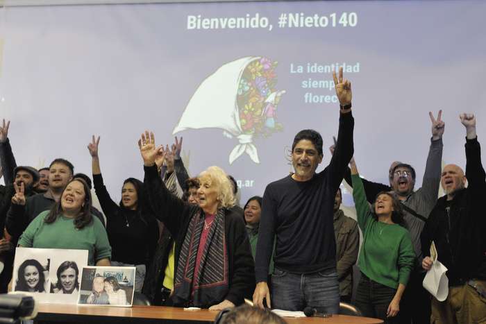 Las abuelas encontraron al nieto 140