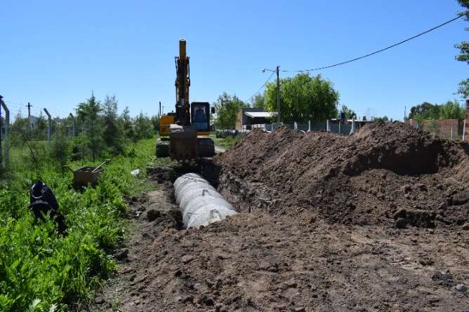 Desagües y asfaltos que canceló el gobierno nacional