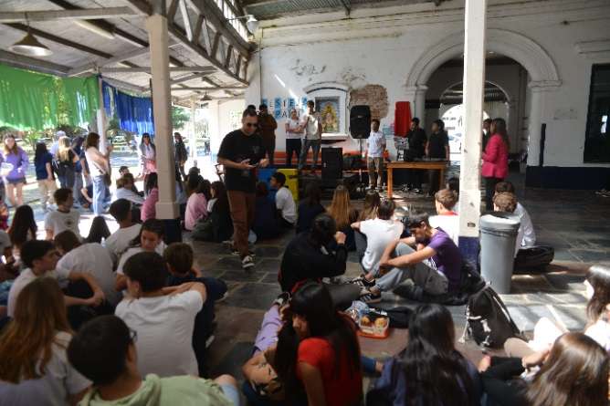 Festival fes en la vieja estación