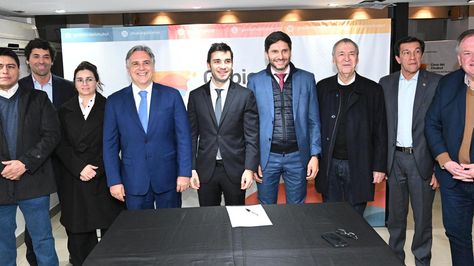 Los gobernadores apuntan a las presidenciales de 2027  688d3f9d6dbdf.jpeg