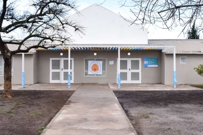 Jardín municipal clarisa amézaga