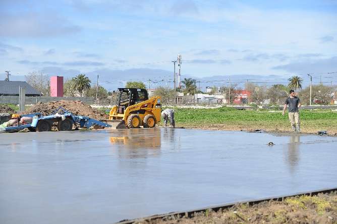 Nuevo playón polideportivo en el barrio 30 de mayo
