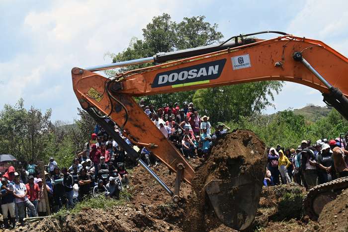 Rescataron a los mineros atrapados en colombia