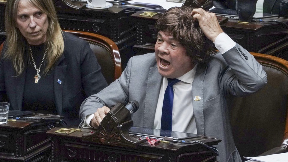 La peluca de aldo leiva, los problemas de juliana santillán para decir un número y el cruce ritondo lospennato 68cb361cc30b9.jpeg