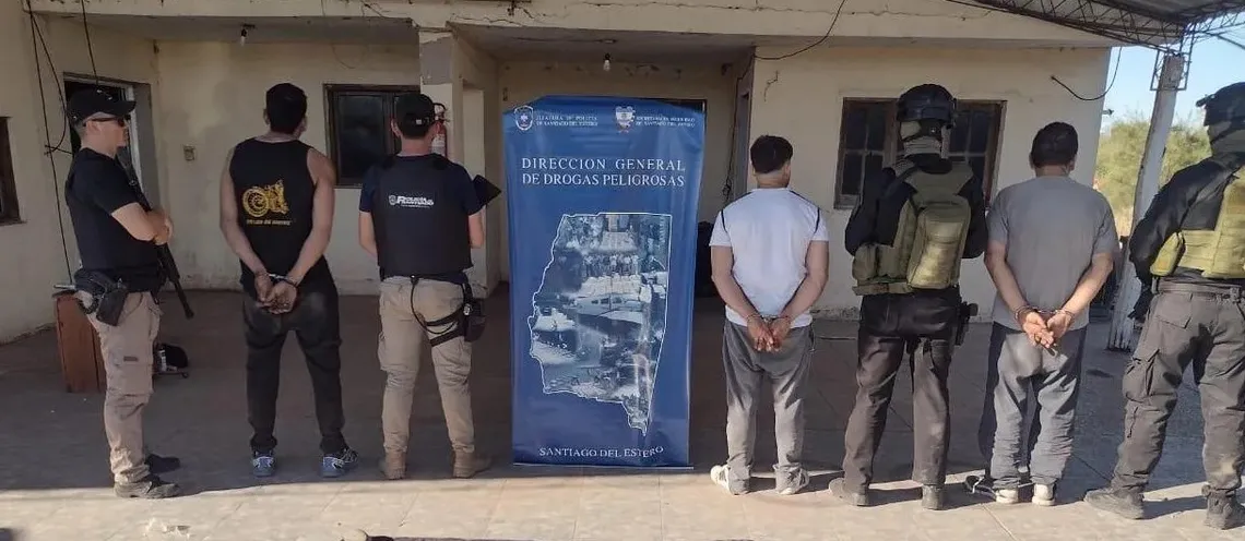 Comandante de gendarmería nacional con más de cinco kilos de cocaína